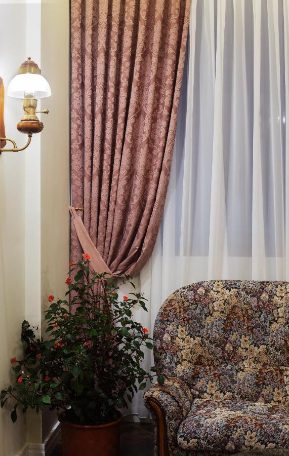 קורצ'ה Casta Diva Hotel מראה חיצוני תמונה